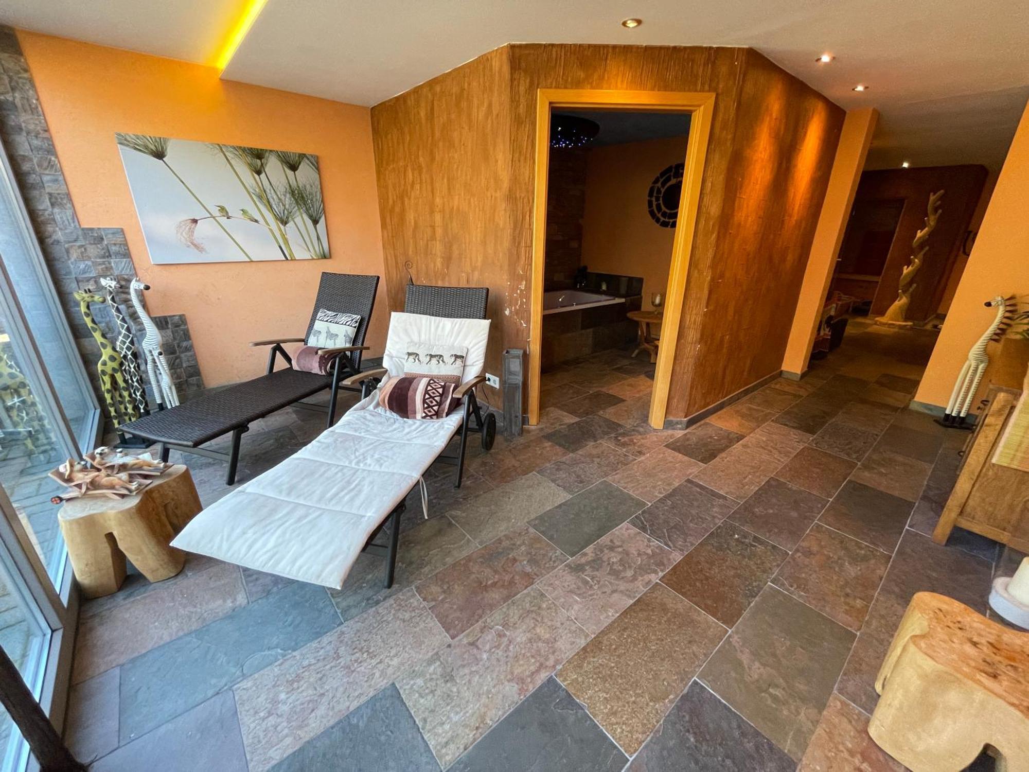 פרוידנשטאדט Landhotel Karin מראה חיצוני תמונה