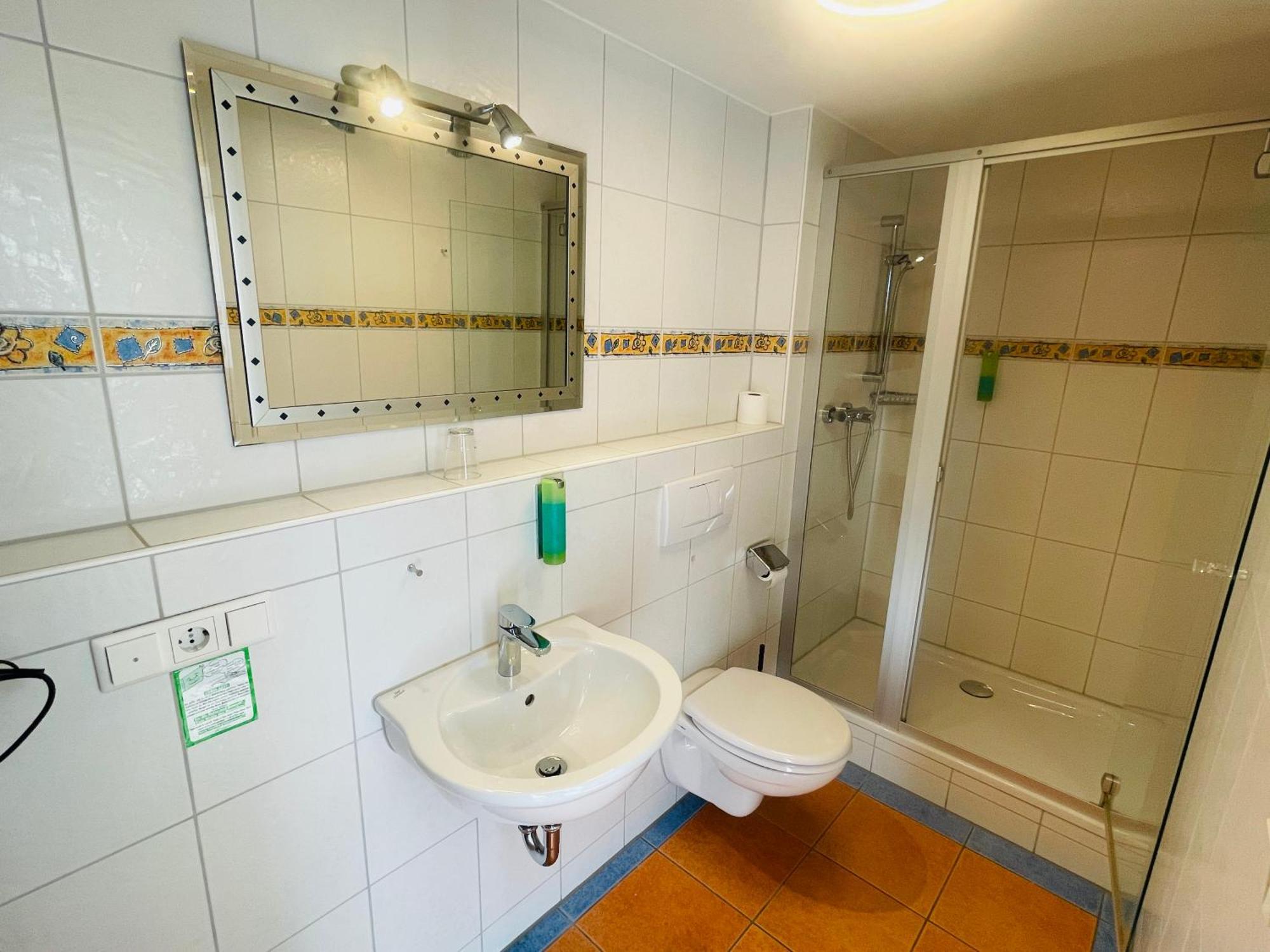 פרוידנשטאדט Landhotel Karin מראה חיצוני תמונה